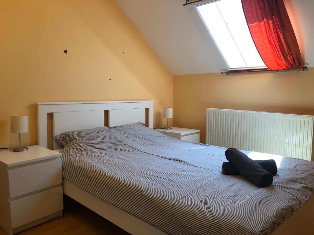 Gyongy Panzio Hotel Velence Buitenkant foto