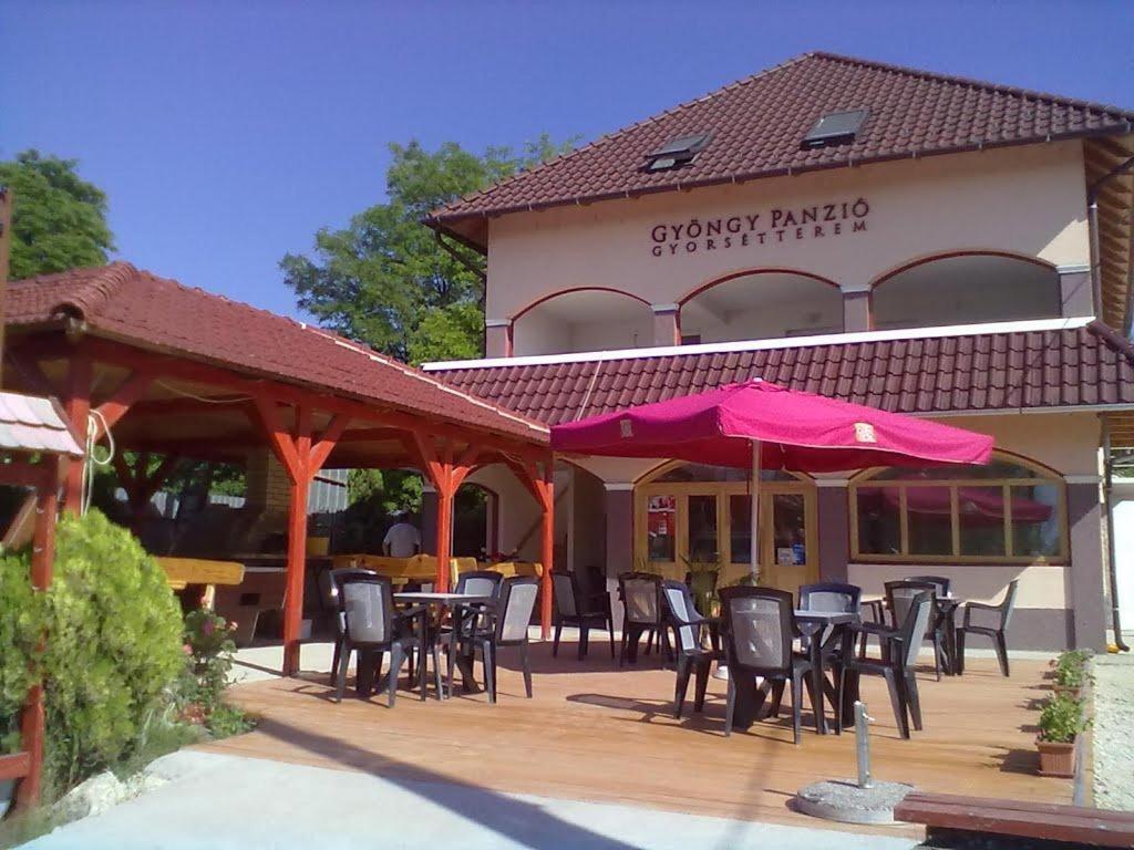 Gyongy Panzio Hotel Velence Buitenkant foto